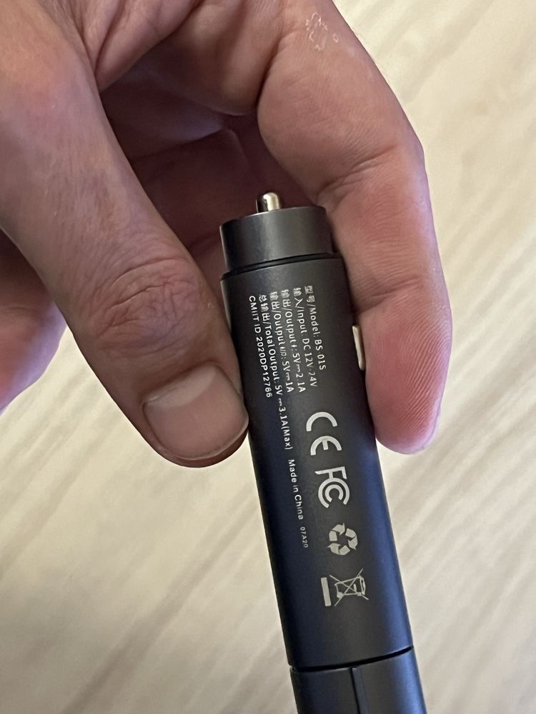 BASEUS Transmiter + ładowarka + lampka i zaślepki gratis