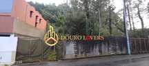 Terreno loteado no Centro de Gondomar para construção