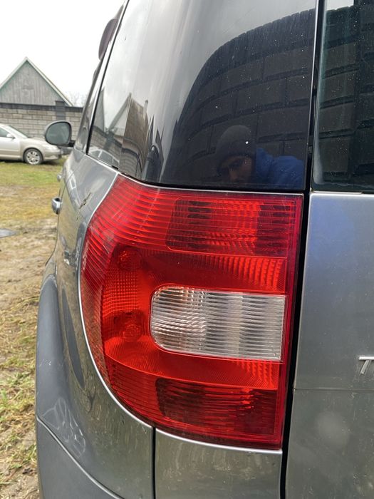 Стоп фонарь задня фара Skoda Yeti Шкода Еті Ети Єти