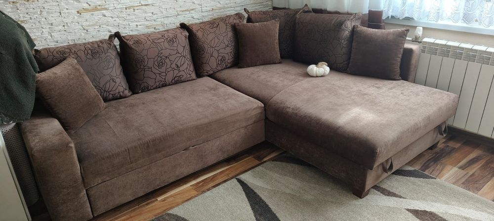 Sprzedam rogówkę narożnik z bardzo dużą pow.spania.