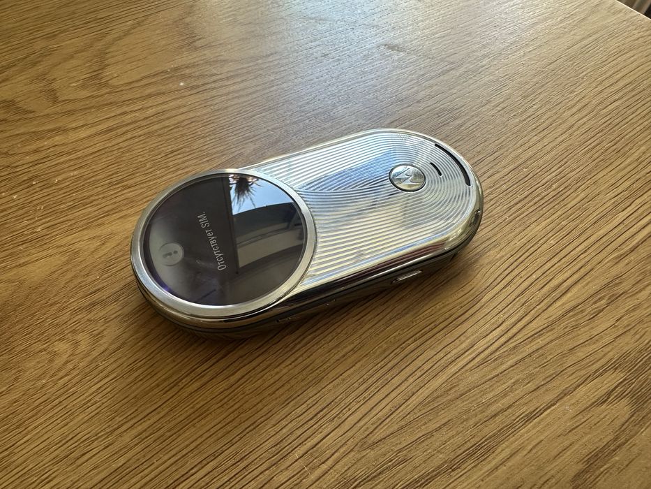 Motorola AURA новое состояние