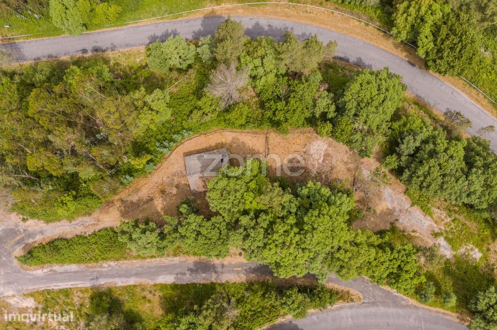 Terrenos Urbanos em Lindoso