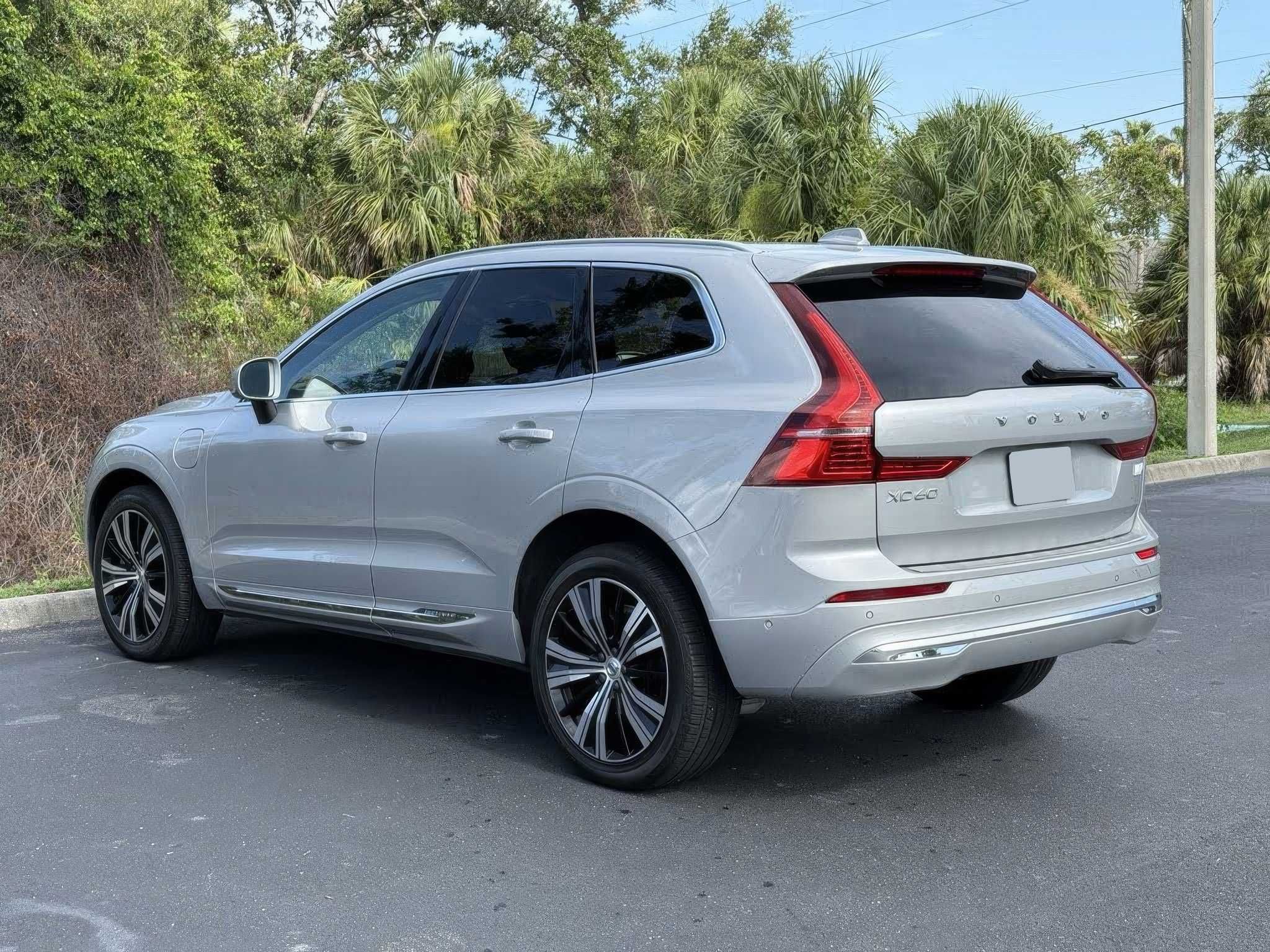 2022  Volvo XC60