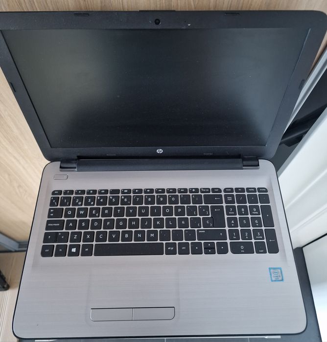 Hp 15 intel i5 6 gen em muito bom estado