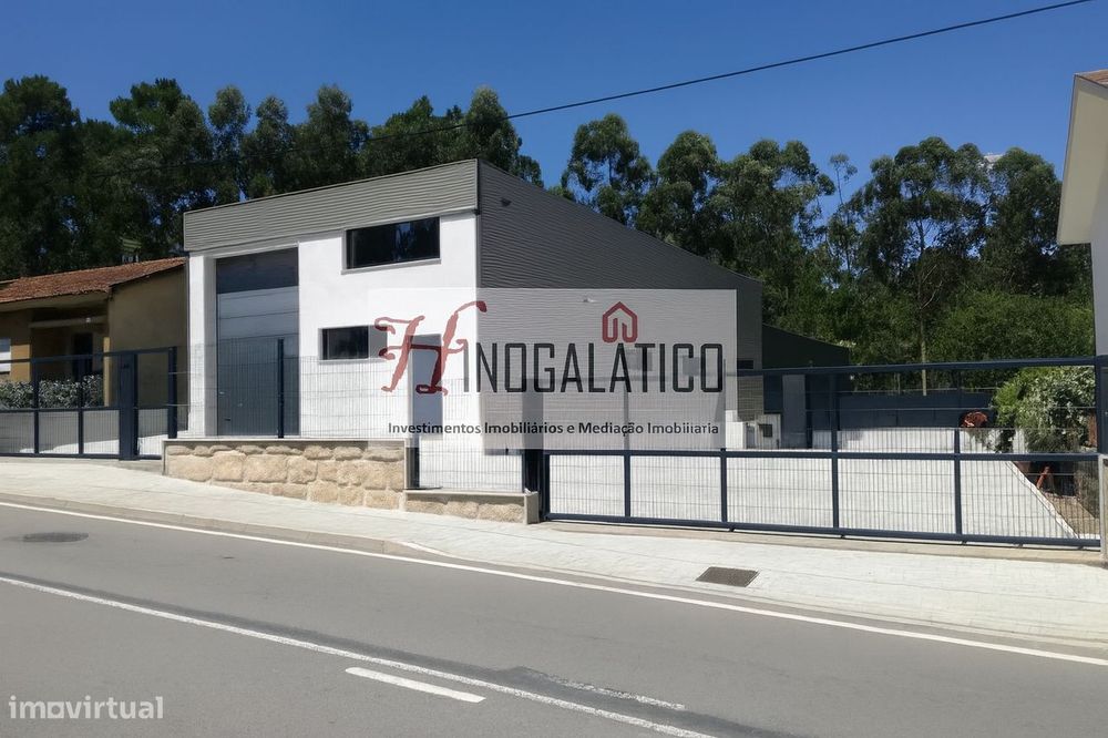 Aluga-se armazém na Carriça - Trofa