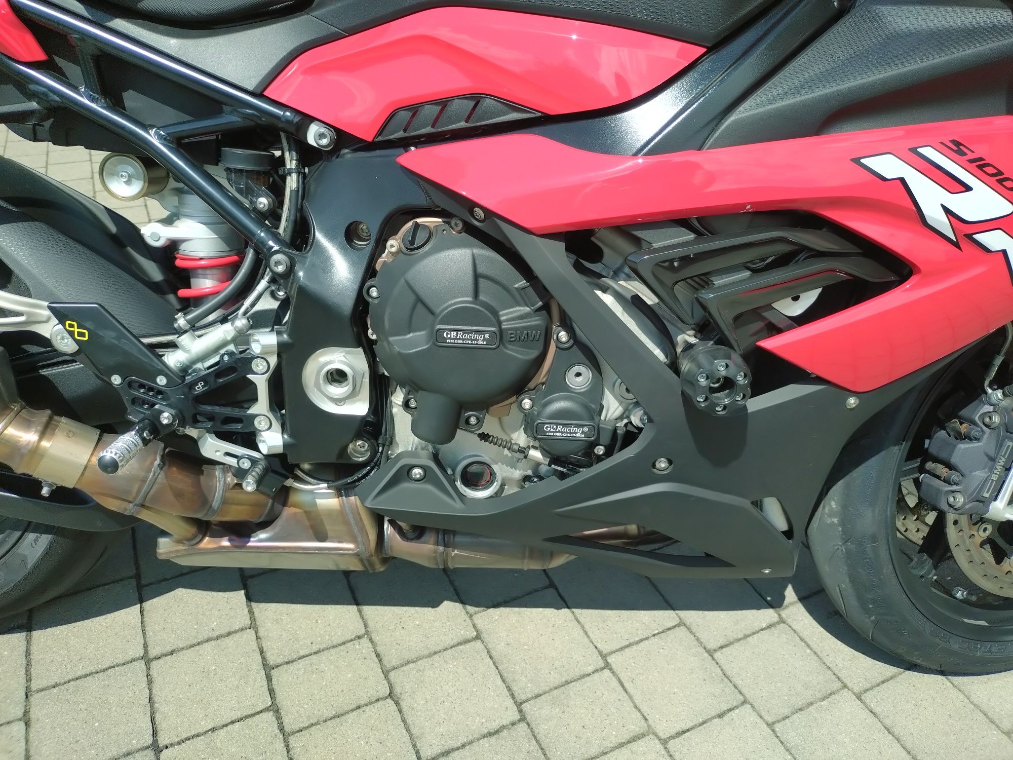 BMW S 1000RR K67