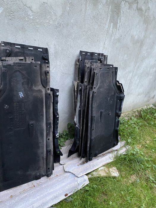 Захист нижній боковий порога дна днища audi a4 b9 a5 f5 8w q5 fy 80a