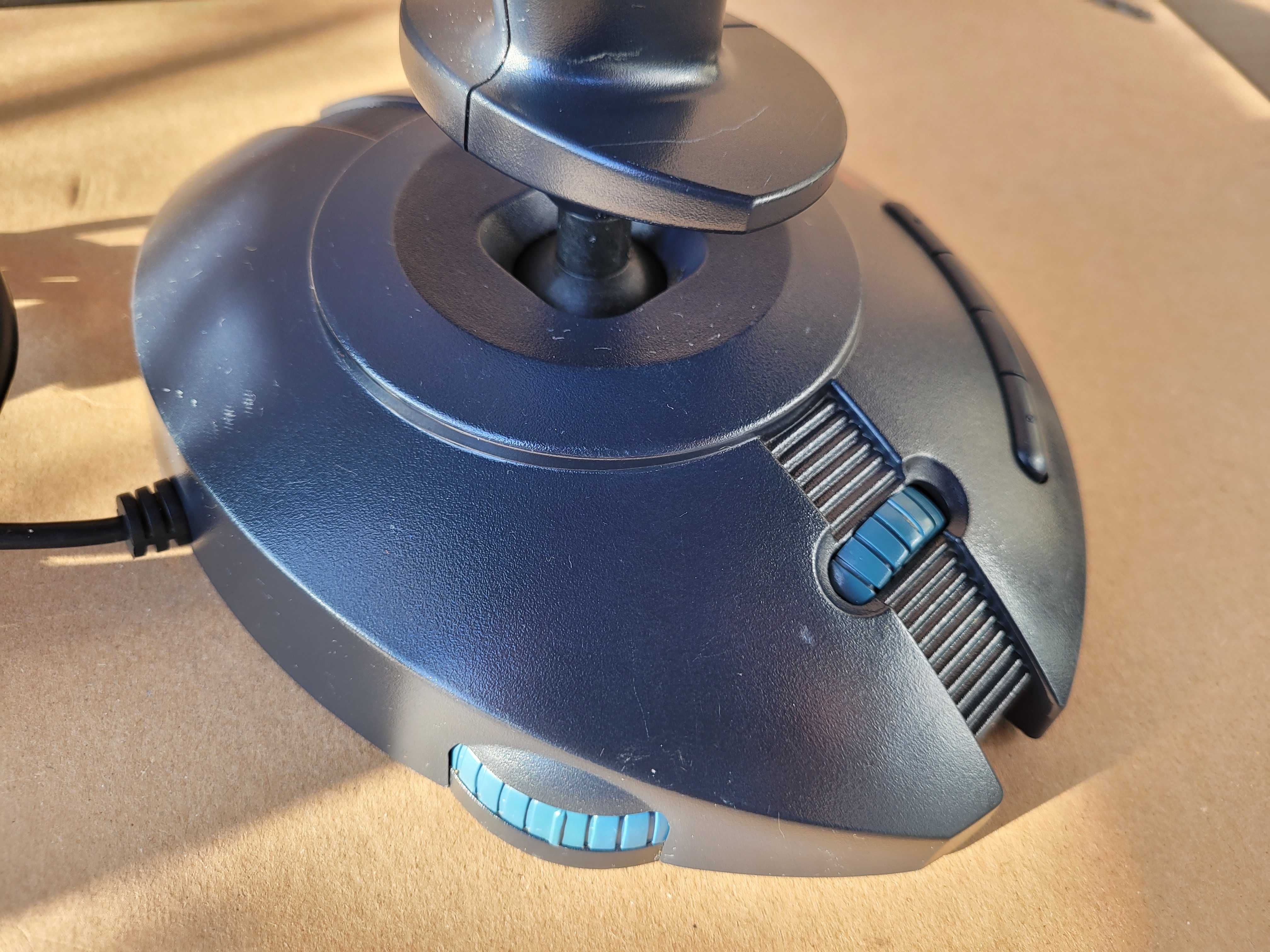 Joystick Genius Flight2000 F-23 plus karta dźwiękowa