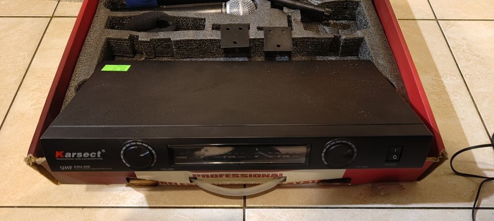 Karsect KRU - 208 mikrofon bezprzewodowy