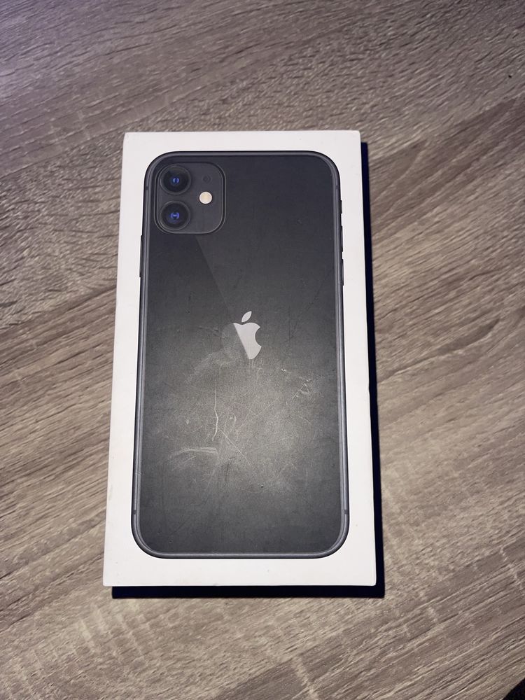 IPhone 11*kondycja baterii 76%*