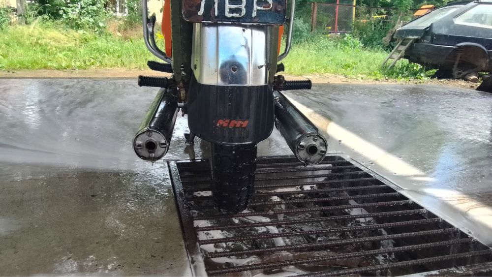 ИЖ ПЛАНЕТА 3 на ходу