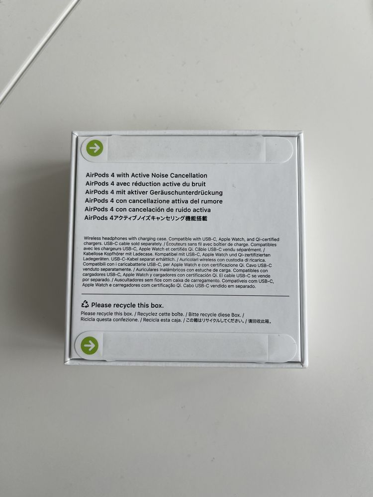Apple Airpods 4 SELADOS E NOVOS com cancelamento de ruido