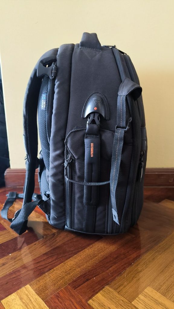 Mochila fotografia Vanguard Up Rise 46