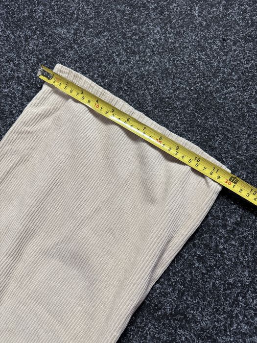 Bershka бежеві штани вельвет 38