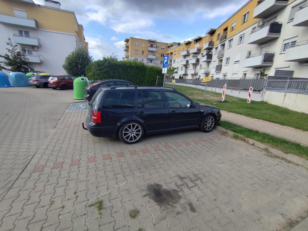 Sprzedam golf 4 kombi 1.9tdi 130km 6biegow do 10.09!
