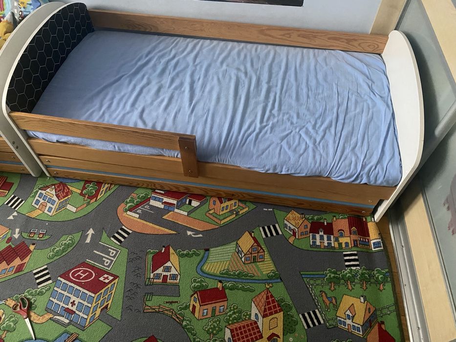 Łóżko dzieciece 80x160 z materacami