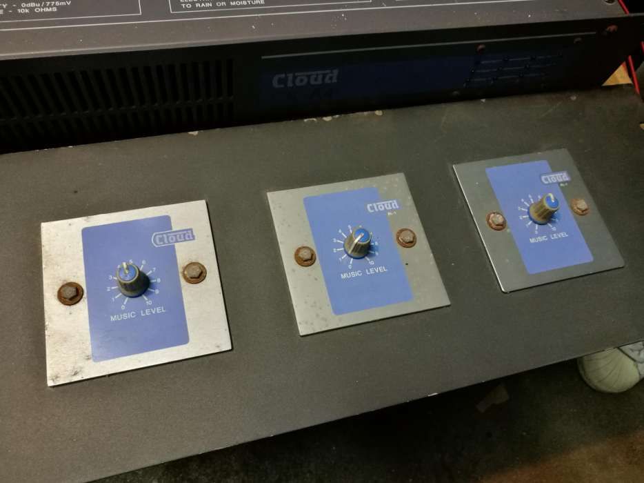 Amplificador 4 canais + equalizador