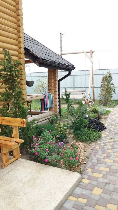 18 номерів з ремонтом | Готель біля моря, Станція Студентська