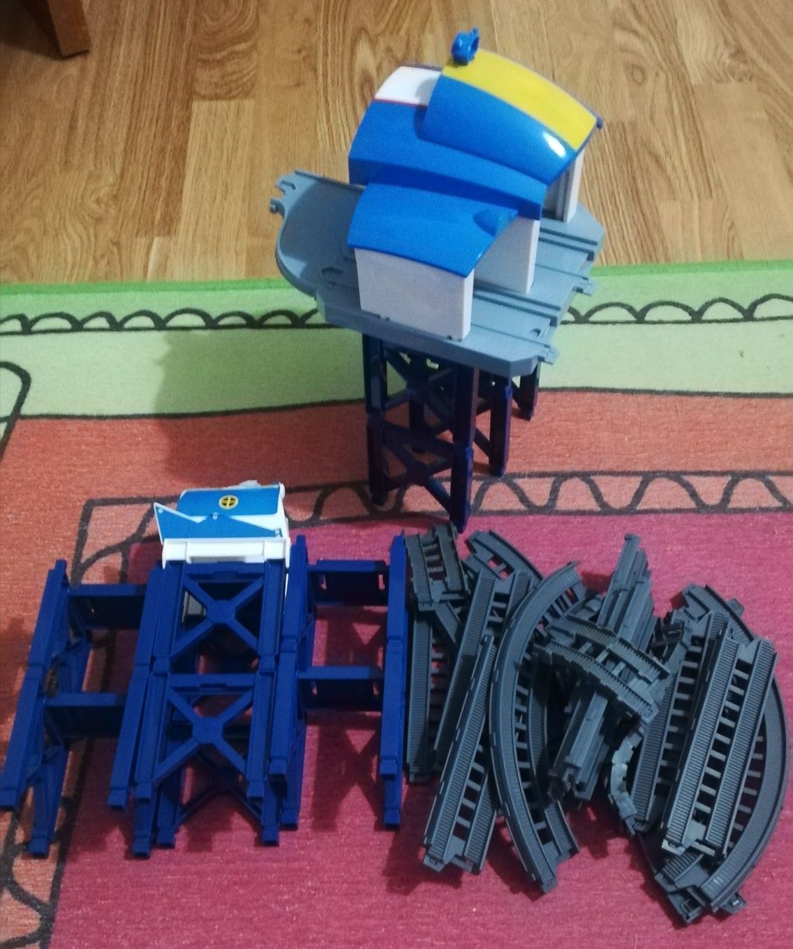 Pista Robot Trains e veículos