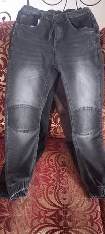 Фірмові джинси ZARA