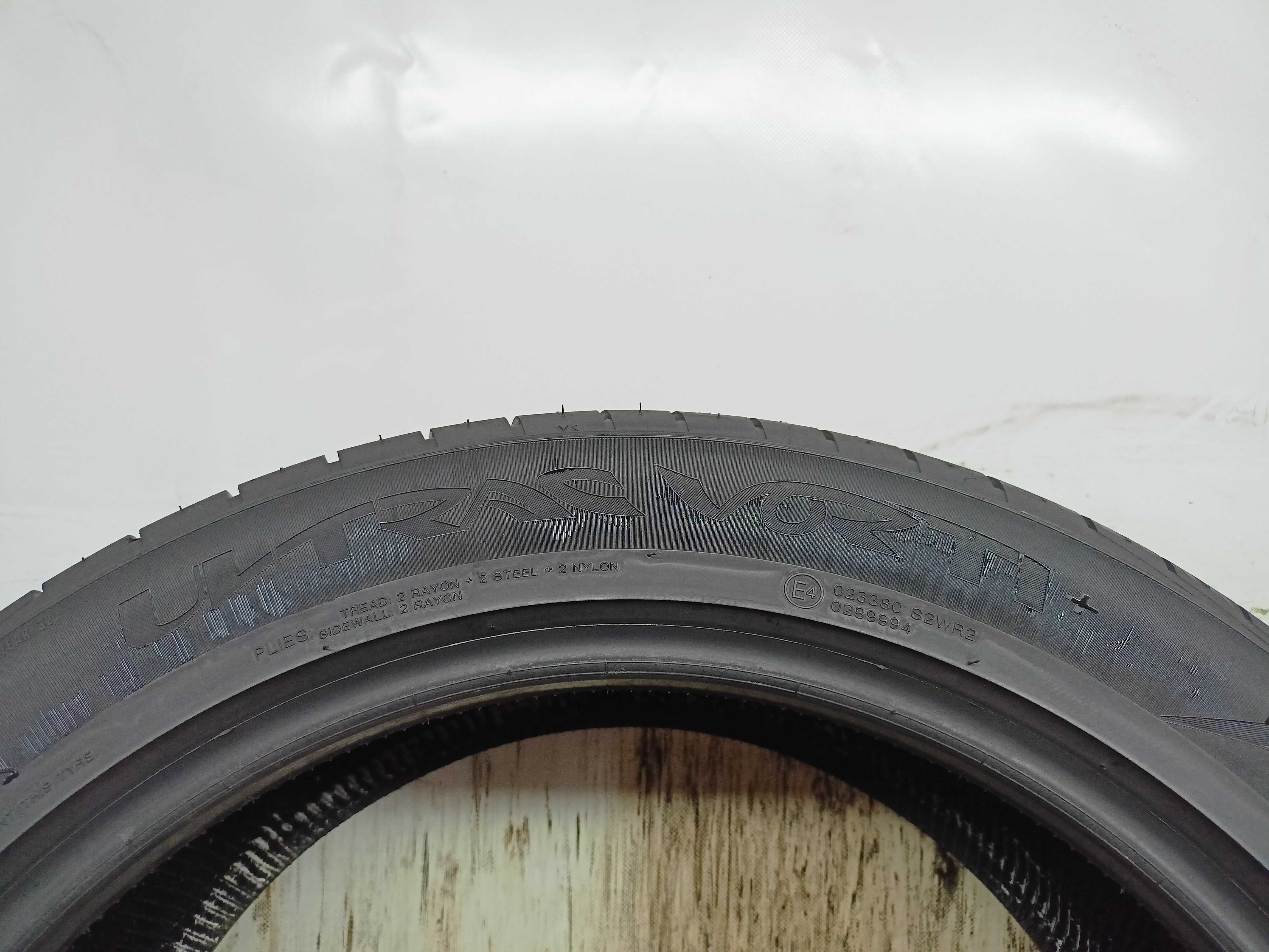 Vredestein Ultrac Vorti 245/45/19 2022rok 102Y 7,7mm (2426)