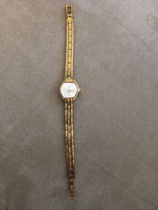 Relógio pulseira de senhora antigo ALMERY