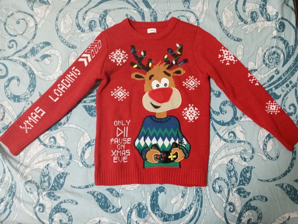 Дитячий новорічний светр з музичною підсвіткою.На 9-10 років. 300 гр.