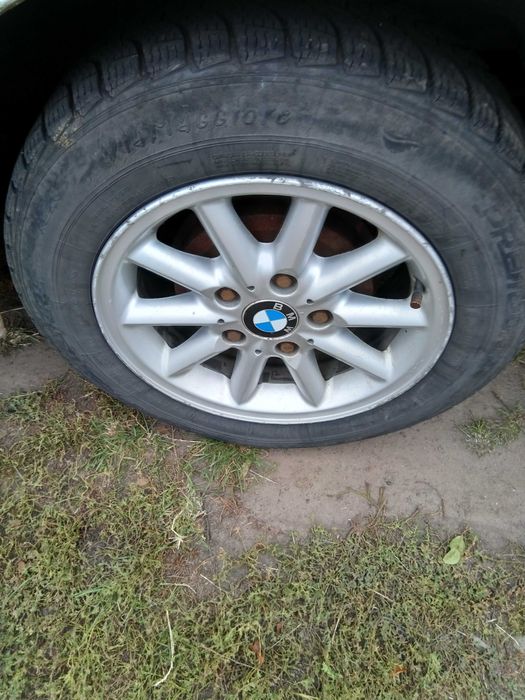 Продам бмв е36,авто економне,та просте.