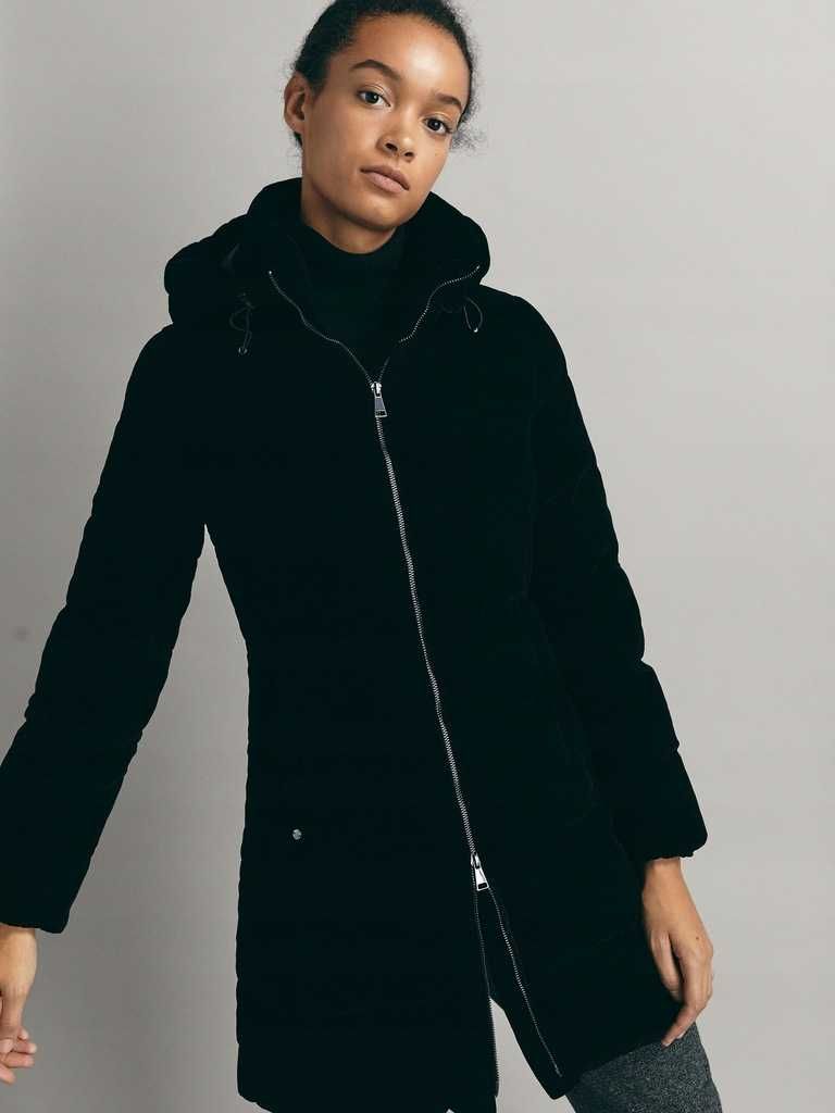 Pikowana welurowa puchowa kurtka // Massimo Dutti