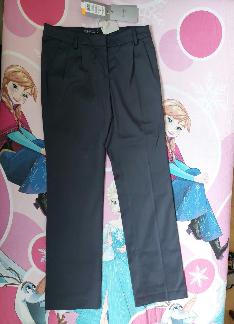 Nowe eleganckie spodnie Top Secret