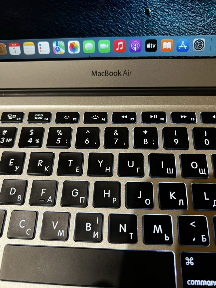 Laptop Apple MacBook Air 13" A1466 i5 4GB 128GB SSD 2015r