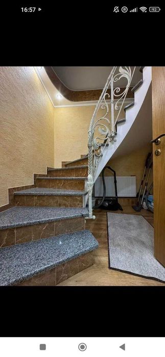 Продається будинок з 4 кімнатами в Іванівці