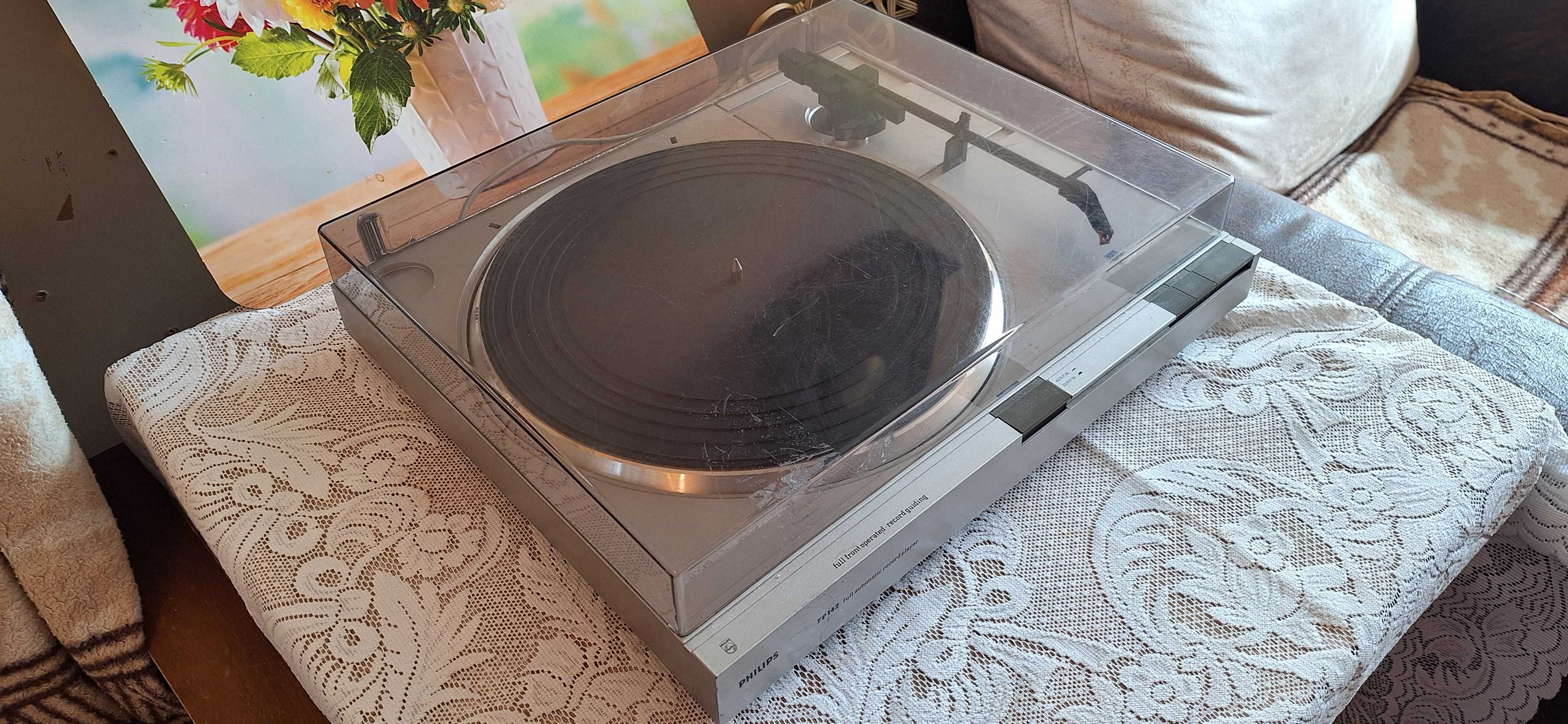 Gramofon automatyczny Philips +przedwzmacniacz