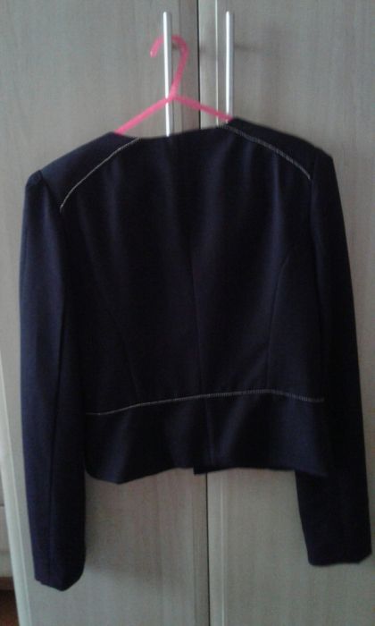 Пиджак чорний розмір s