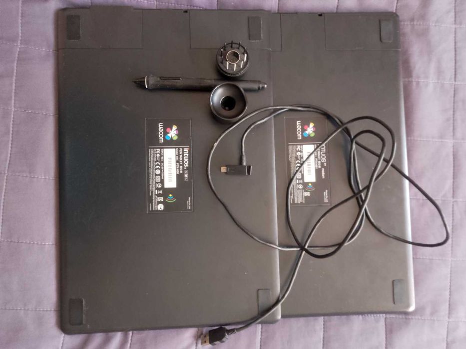 Два за ціною одного Wacom intuos Pro medium PTH 651 та 5 M PTH 650 два