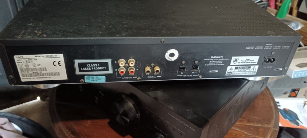 Gravador de CD de áudio Philips CDR880.