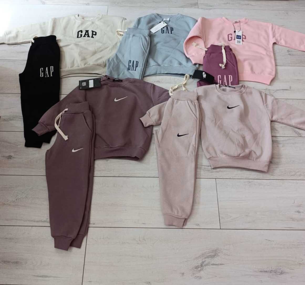 Спортивні  костюми на байці Gap  ріст від 98 до 128 см