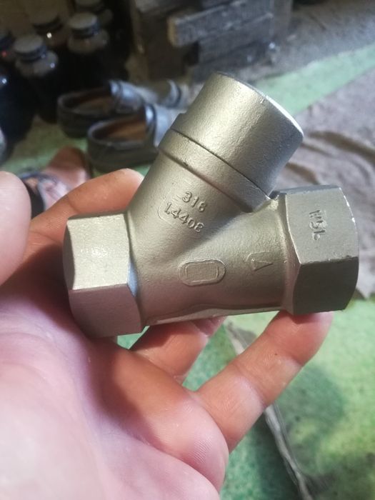 Продам обратной клапан.