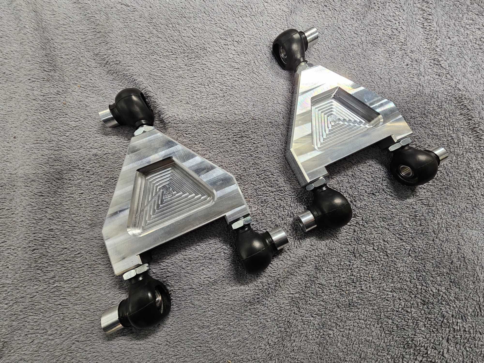 Regulowane wahacze tylne górne Camber Arms Audi A4 S4 RS4 B5 80 B4 Q