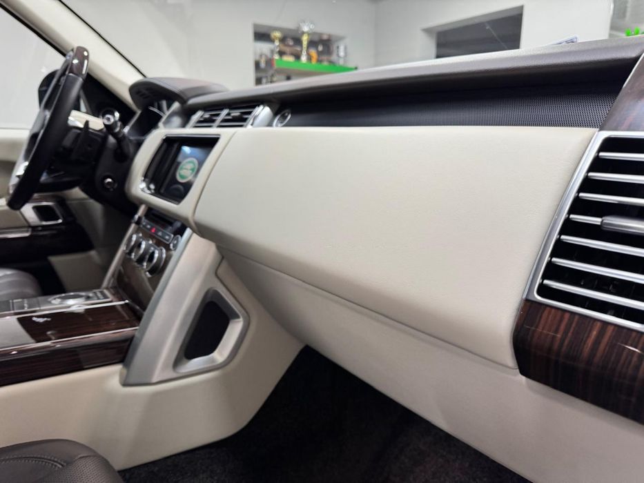 Продам lend Rover Vogue 2015год офицеал