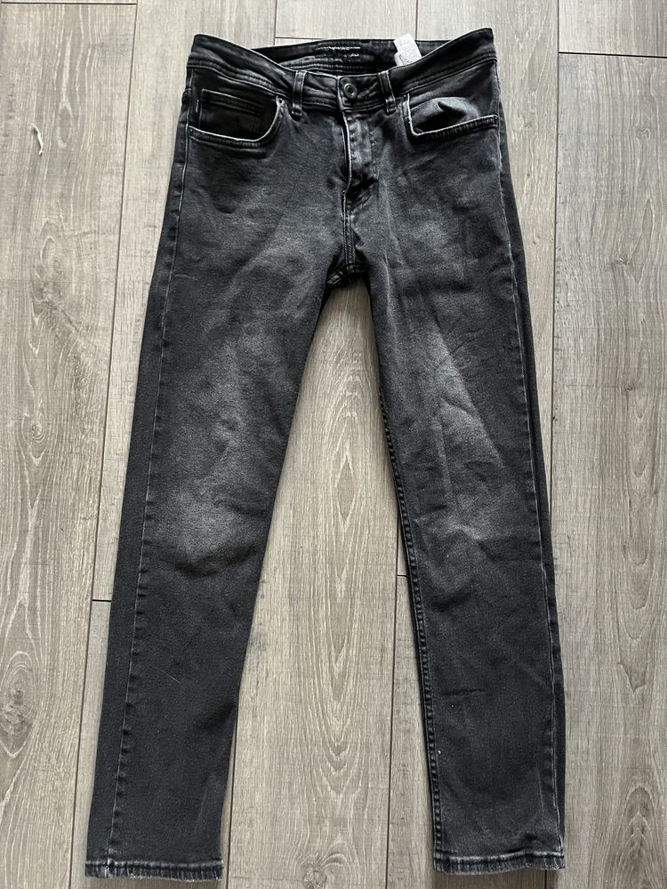 Чоловічі джинси,стан нових,30 розмір