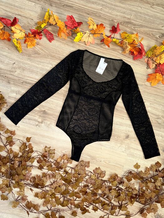 Tezenis m/38 nowe (z metką) śliczne body (bluzka) z koronki
