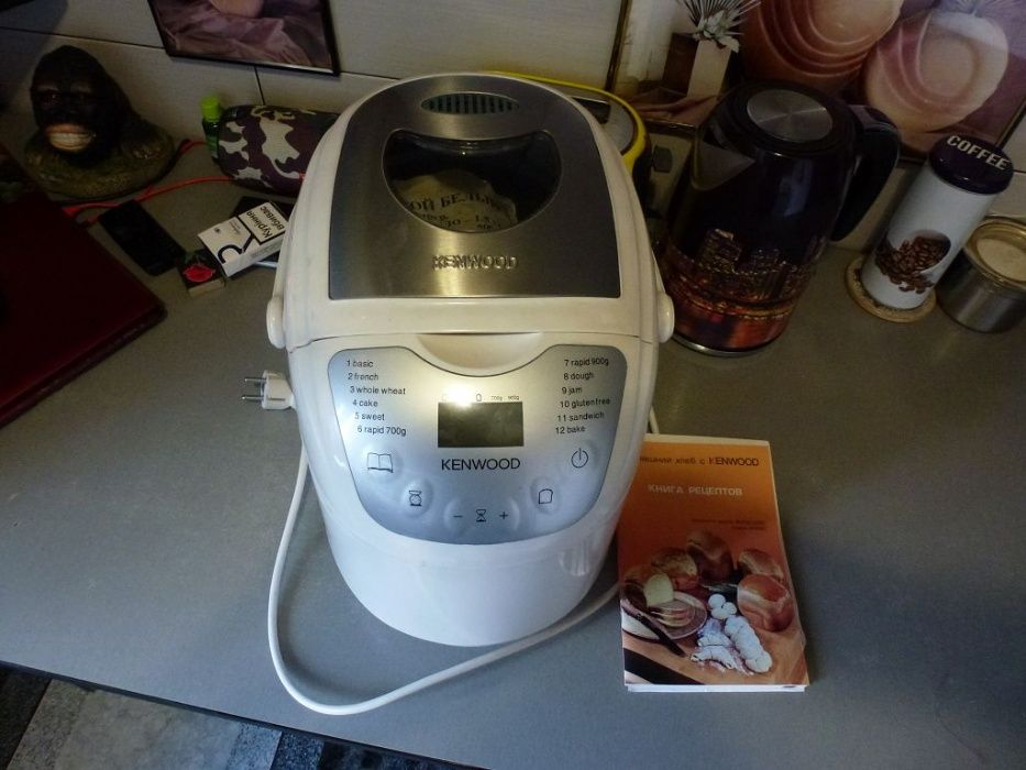 Продам хлебопечку KENWOOD BM 210