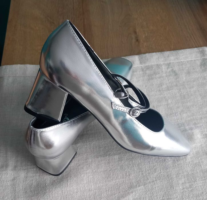 Srebrne czółenka na klocku mary jane 38 nowe