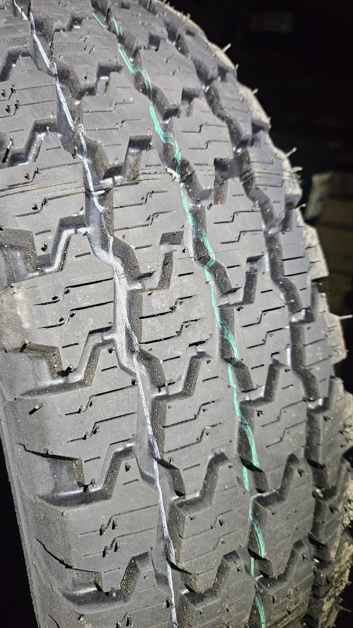 195/75R16C całoroczne opony wzmacniane  bieżnikowane np Iveco