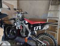 Vendo mota honda crf 250