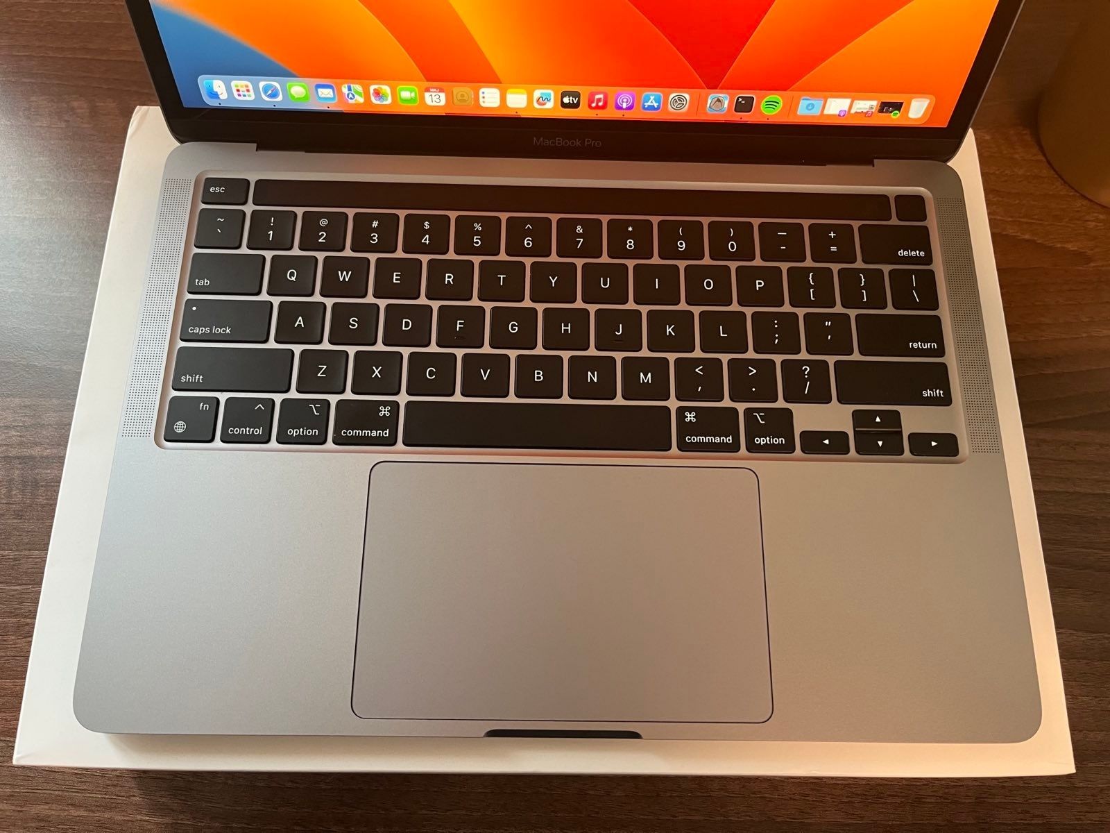 MacBook Pro M2, 16GB, 256GB, Gwarancja była do 19.10.2023, stan idealn