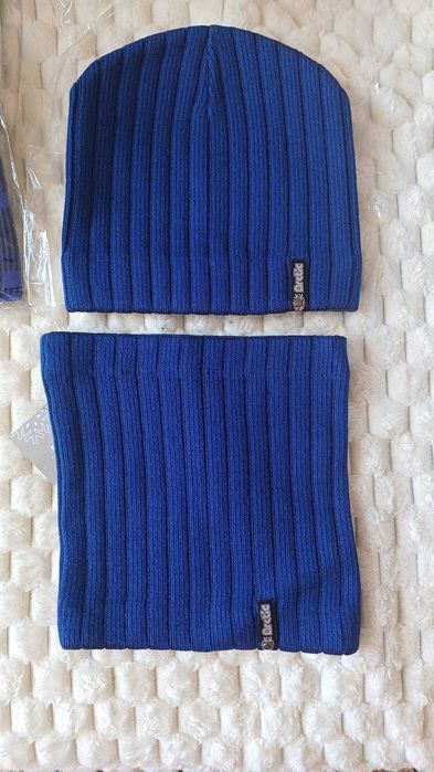 Комплект шапка та хомут р.56 ціна 250 грн.