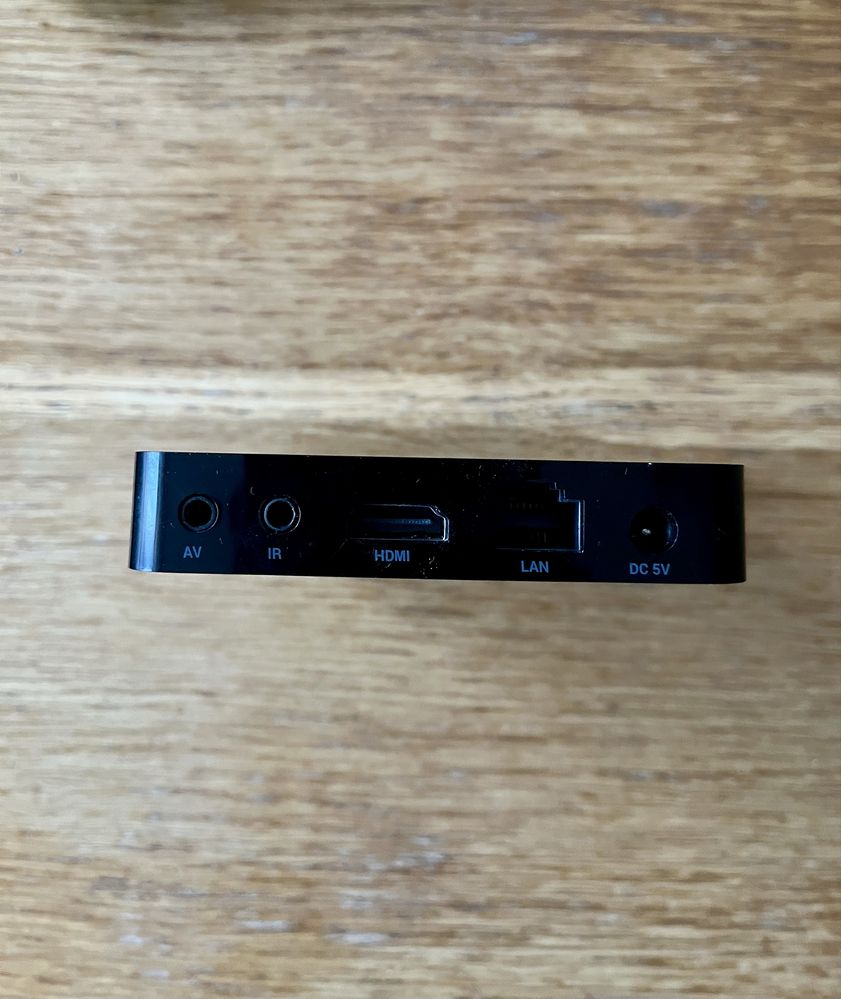 Приставка Смарт ТВ Inext TV4