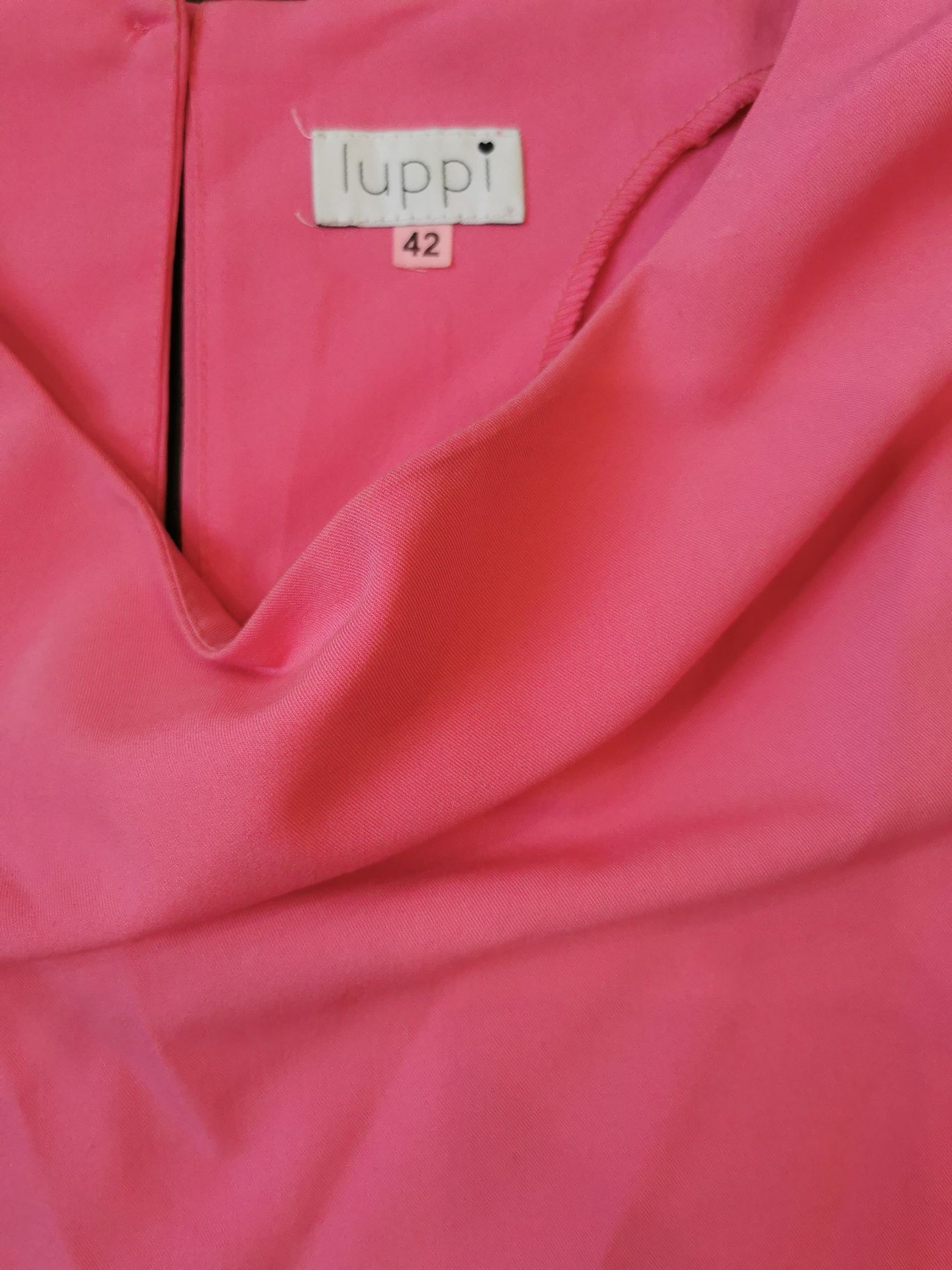 Sukienka w kolorze różowym, rozmiar 42